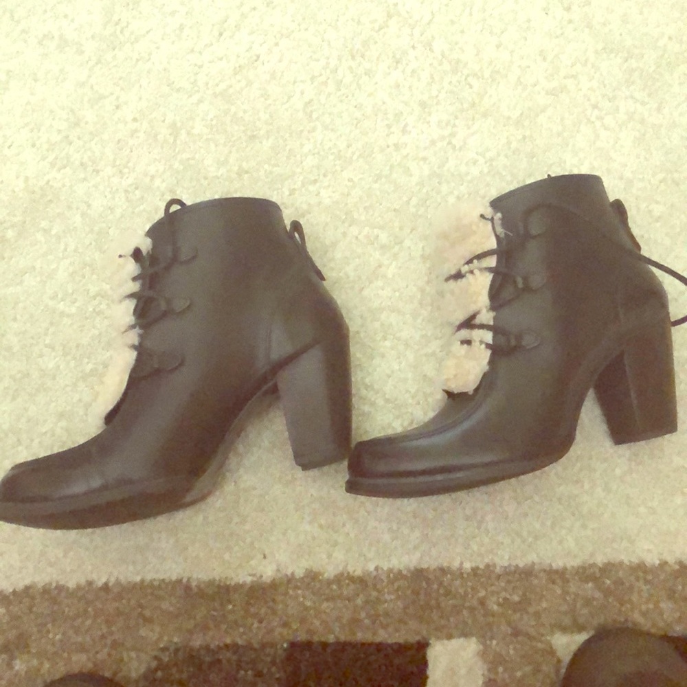 Ugg  fur lined tie up leather boots
